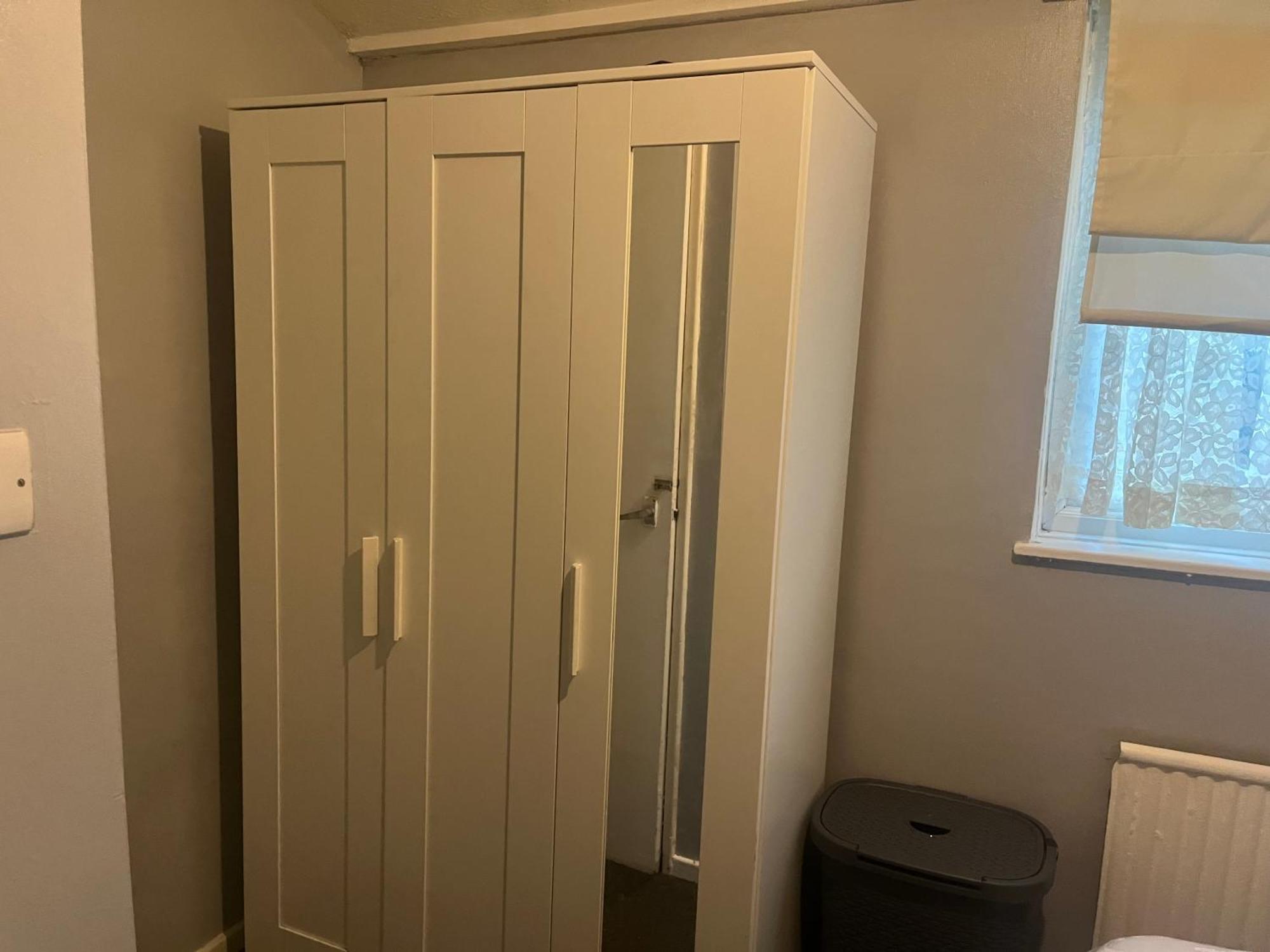Queenomega'S Home Stay London Exteriör bild
